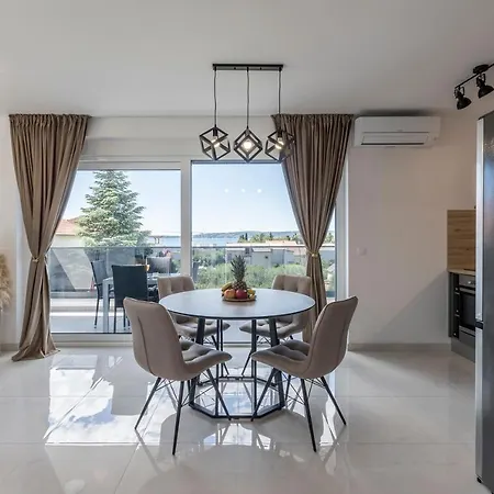 Διαμέρισμα Coco Maison *